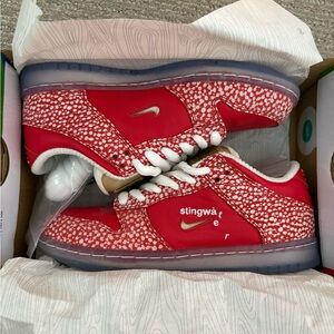 NIKE SB DUNK LOW - Stingwater Magic Mushroom